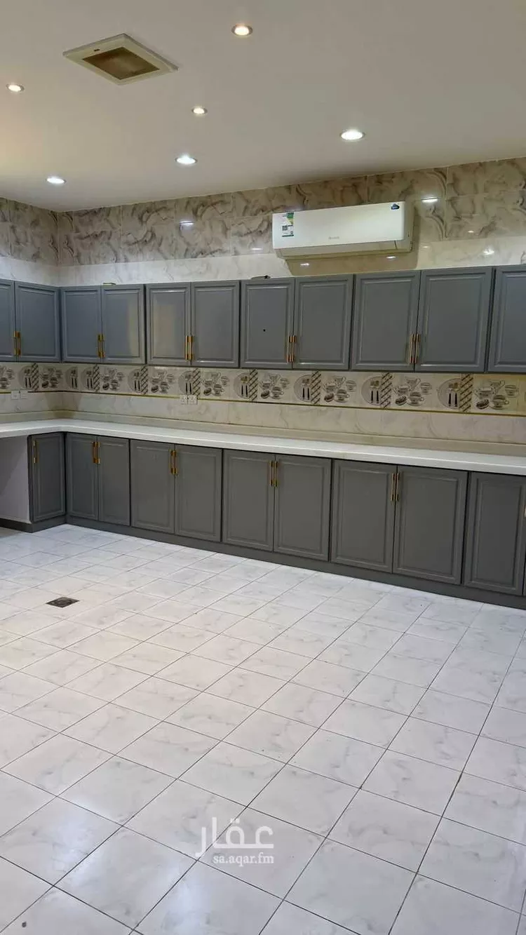 فيلا للإيجار في شارع النمرية, حي ظهرة لبن, مدينة الرياض, منطقة الرياض 12