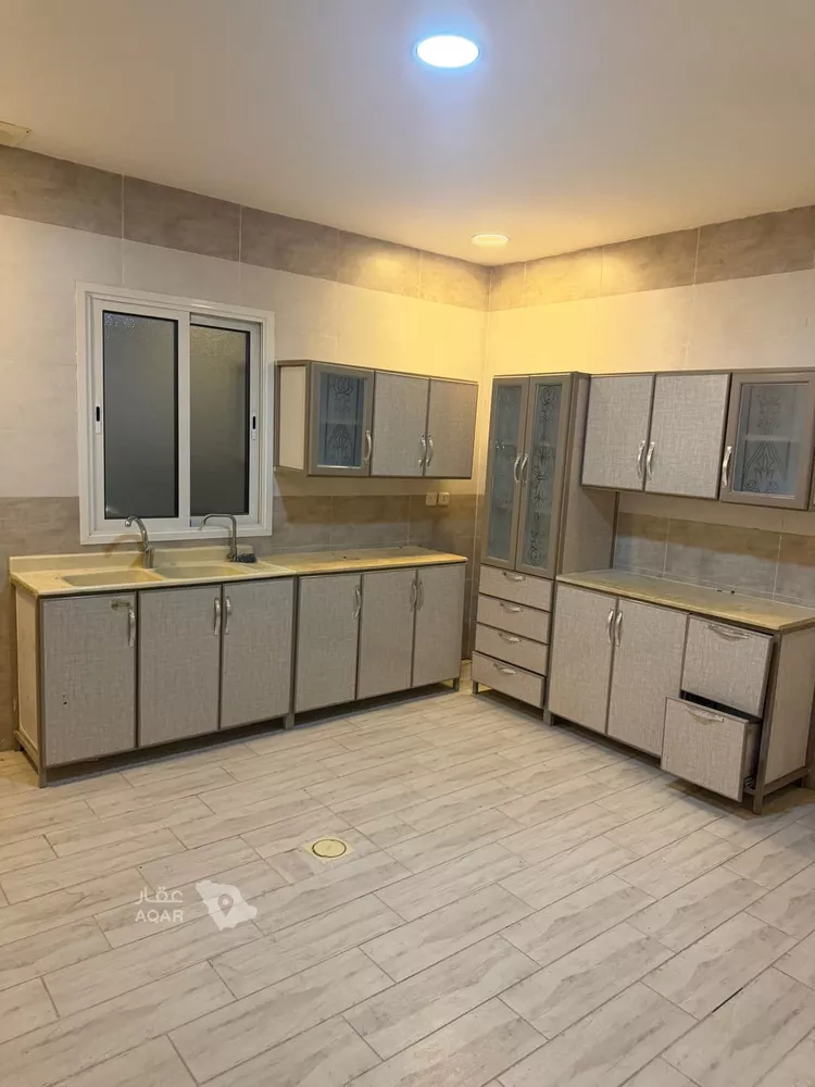 شقة للإيجار في شارع بكر بن ابي الثلج, حي النايفية, مدينة الاحساء, المنطقة الشرقية 5