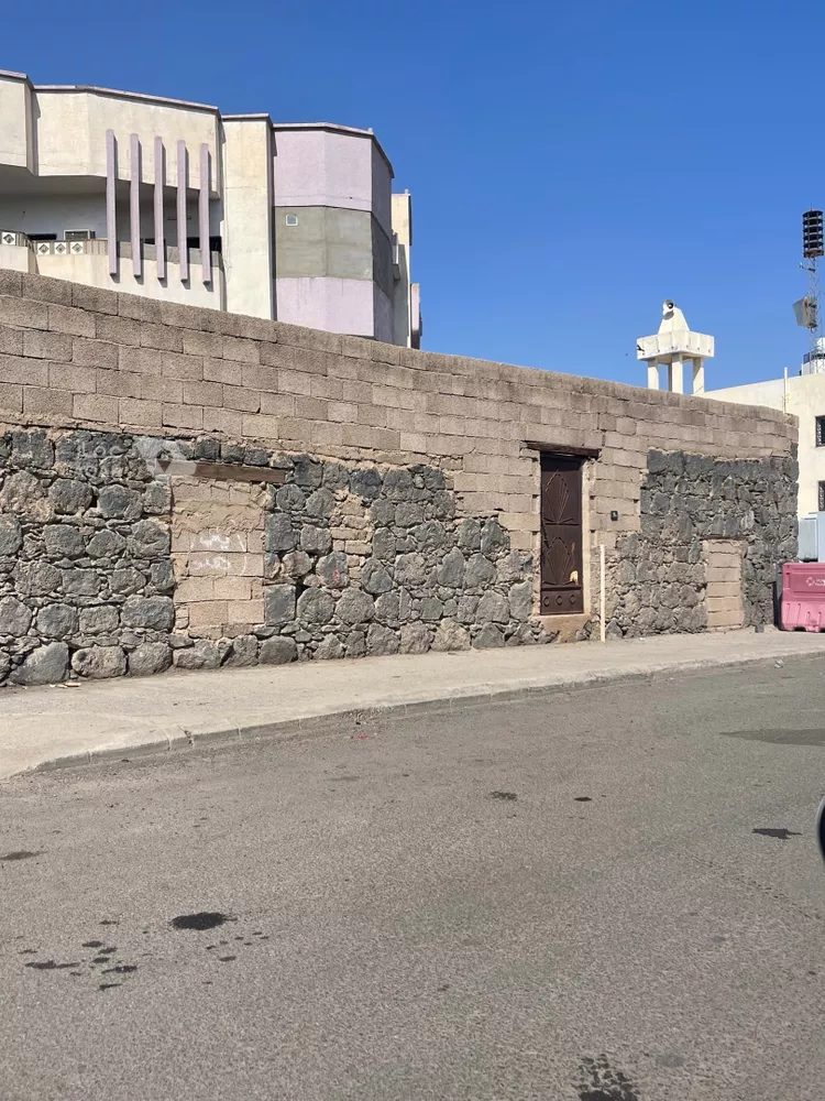 أرض للبيع في شارع عمر ابن ظفر ، حي العنابس ، المدينة المنورة ، منطقة المدينة المنورة صورة 2