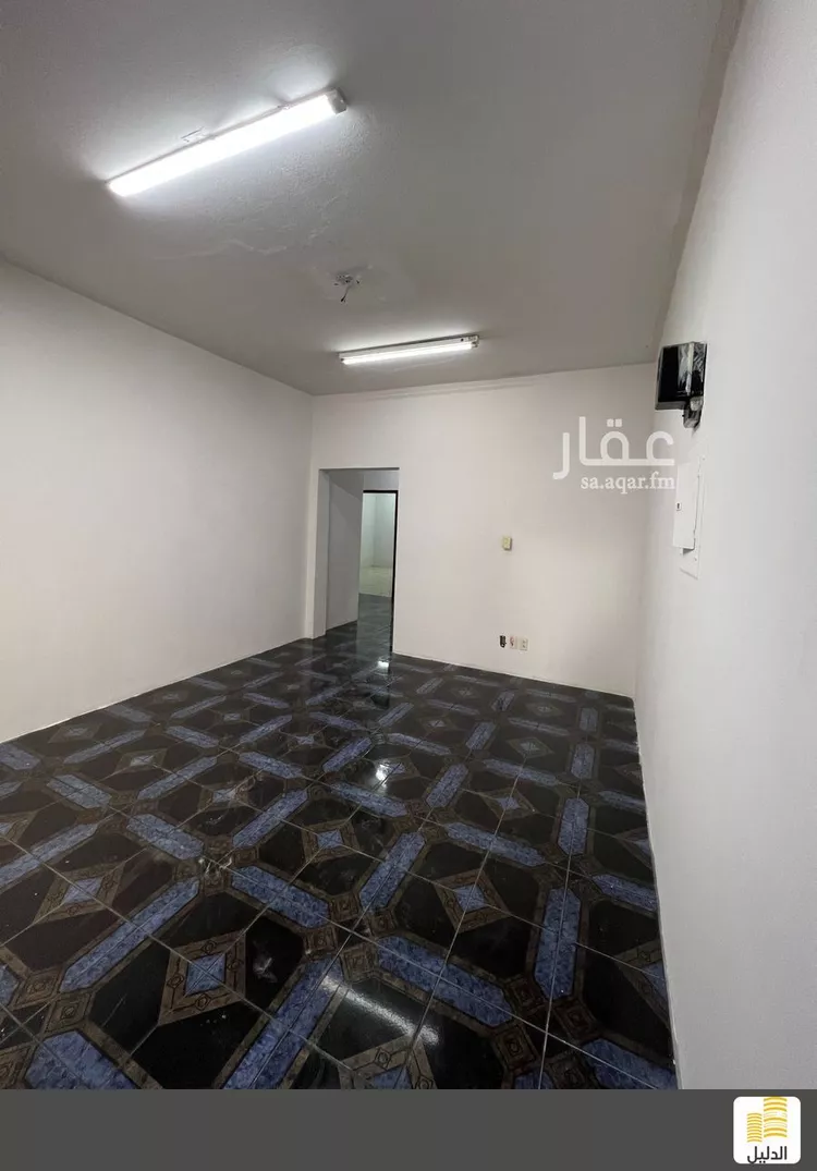 شقة للإيجار في شارع الثامن عشر, حي البادية, مدينة الدمام, المنطقة الشرقية
