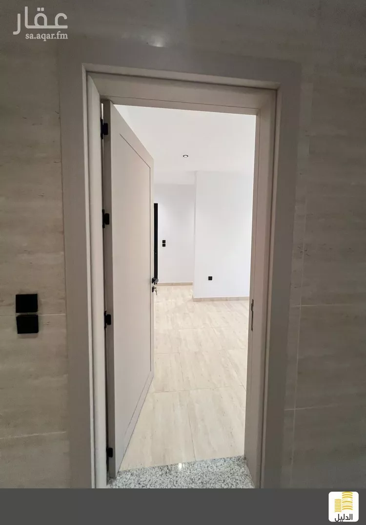 عمارة للإيجار في شارع الكاتب, حي الراكة الشمالية, مدينة الدمام, المنطقة الشرقية صورة 2