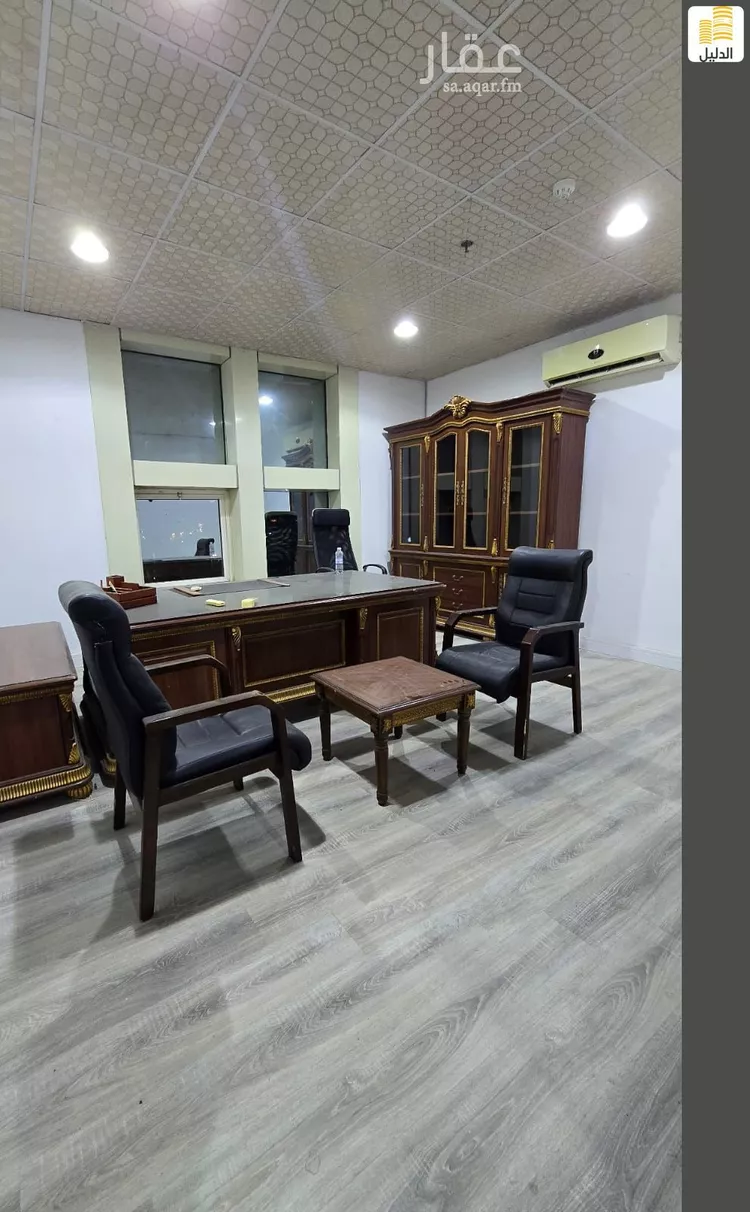 مكتب تجاري للإيجار في null صورة 3