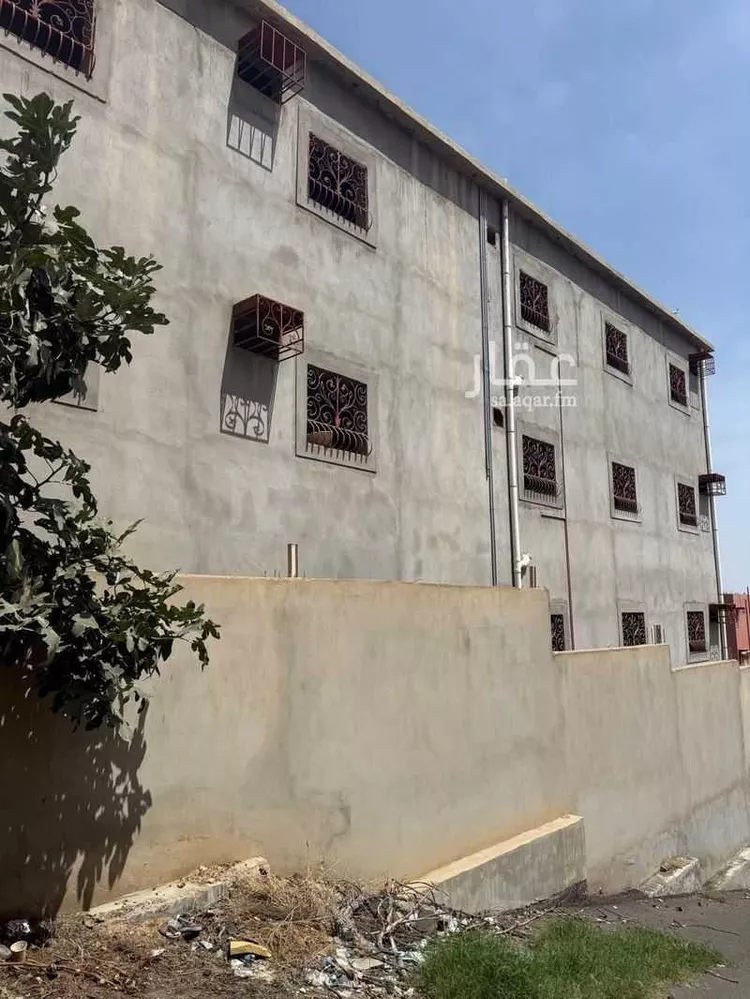 عمارة للبيع في شارع النعمان بن مقرن ، حي البديع ، ابها ، منطقة عسير صورة 2