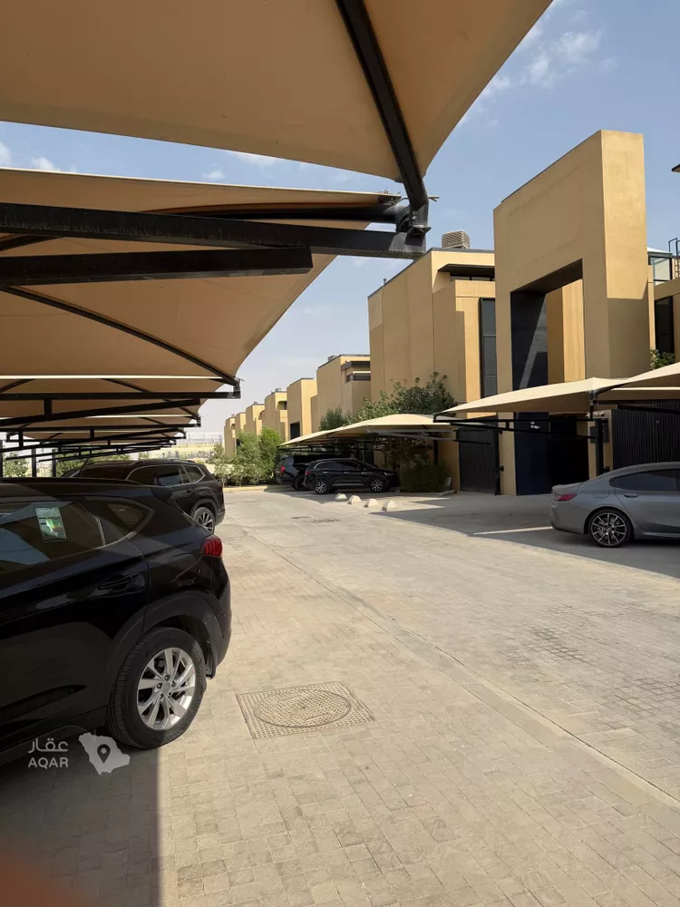 Villa for Rent in Riyadh An Narjis 16