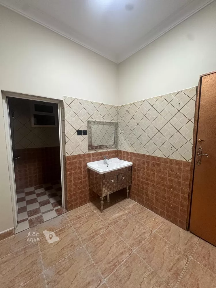 Floor for Rent in Riyadh As Salam 8