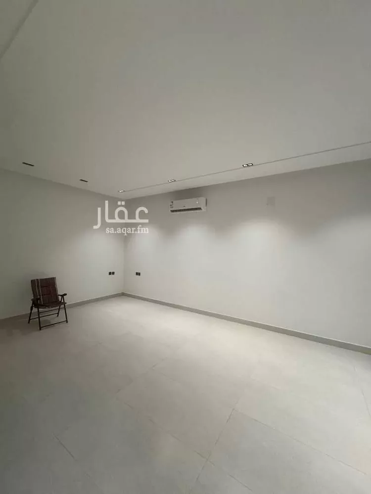 فيلا للإيجار في شارع الحافظ بن حجر, حي القيروان, مدينة الرياض, منطقة الرياض صورة 2