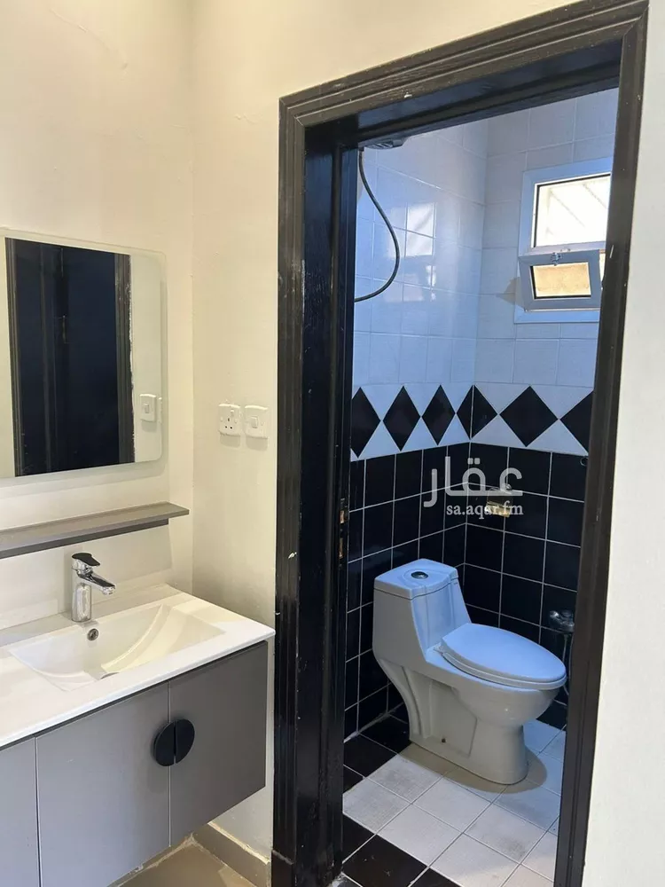 فيلا للإيجار في شارع رقم 353, حي ظهرة لبن, مدينة الرياض, منطقة الرياض صورة 5