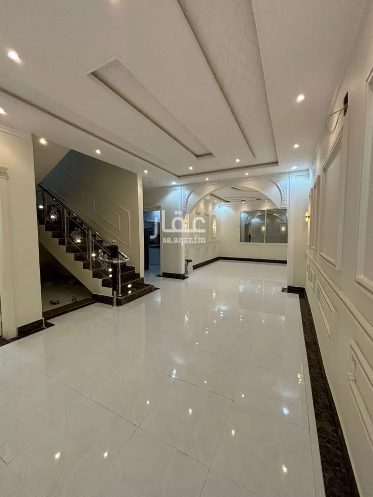 فيلا للإيجار في شارع عمر بن علي الجعدي, حي طويق, مدينة الرياض, منطقة الرياض