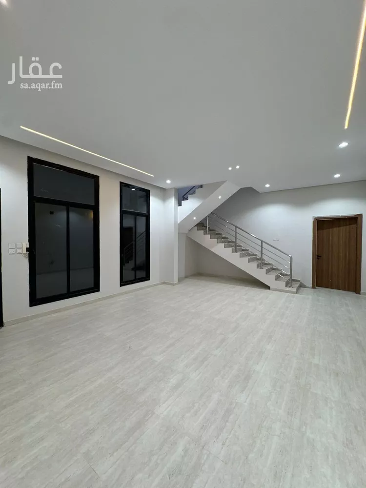 فيلا للبيع في شارع أحمد بشناق, حي الرمال, مدينة الرياض, منطقة الرياض صورة 4