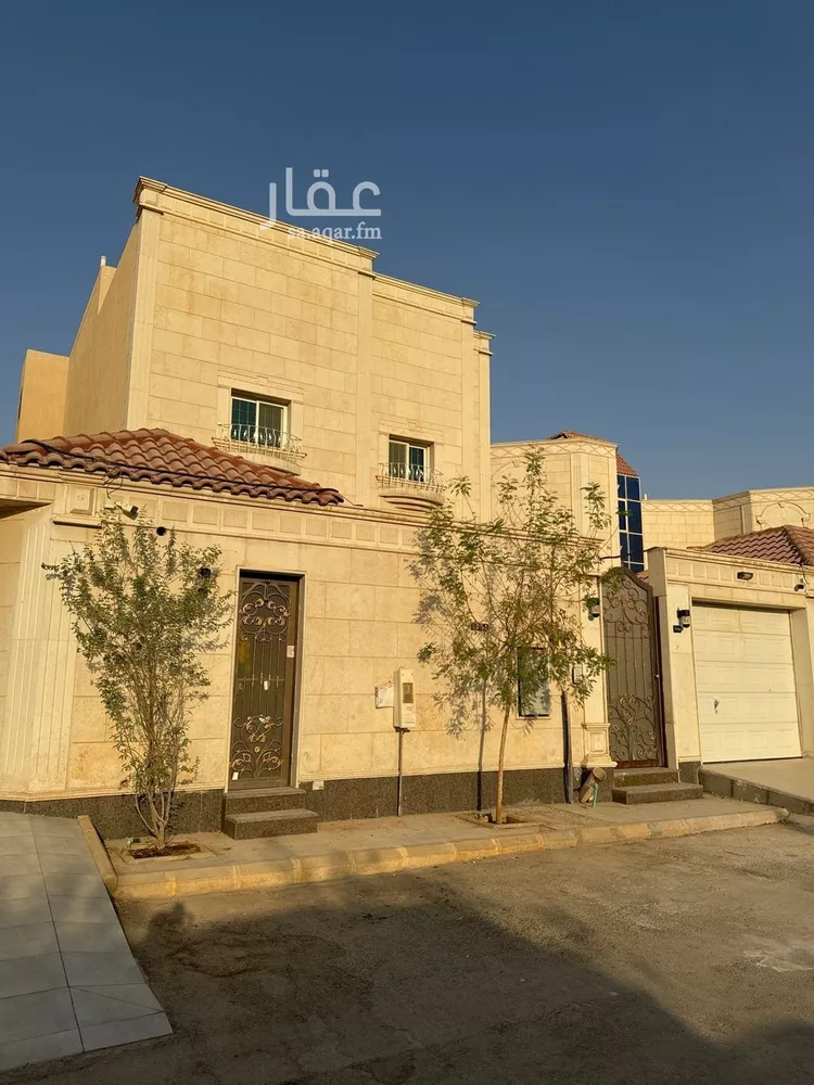فيلا للإيجار في شارع البلدة, حي الحمراء, مدينة الرياض, منطقة الرياض