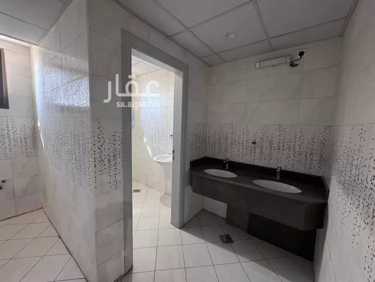 مكتب تجاري للإيجار في شارع الامير محمد ابن عبدالعزيز, حي العريض, مدينة المدينة المنورة, منطقة المدينة المنورة 6
