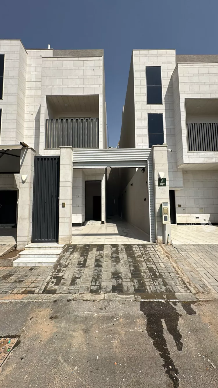 دور للبيع في شارع فهد المارك, حي الرمال, مدينة الرياض, منطقة الرياض