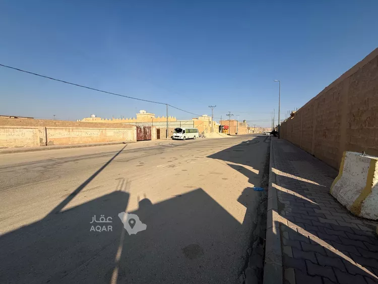 Land for Sale in Al Muzahimiyah Hazlulah صورة 2