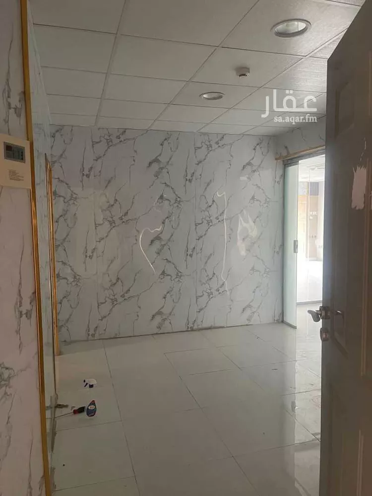 عمارة للإيجار في شارع حفصة بنت عمر, حي الروضة, مدينة الرياض, منطقة الرياض 6