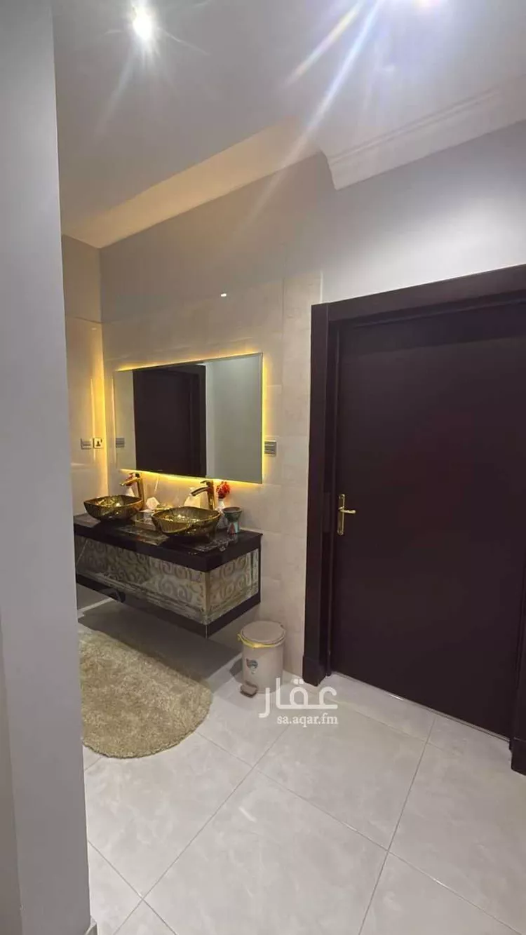 فيلا للبيع في شارع عبدالله بن أبي حسان, حي المهدية, مدينة الرياض, منطقة الرياض صورة 2