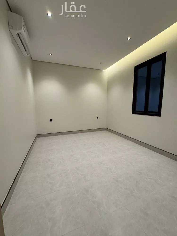 دور للبيع في شارع المحجر, حي المعيزيلة, مدينة الرياض, منطقة الرياض صورة 3