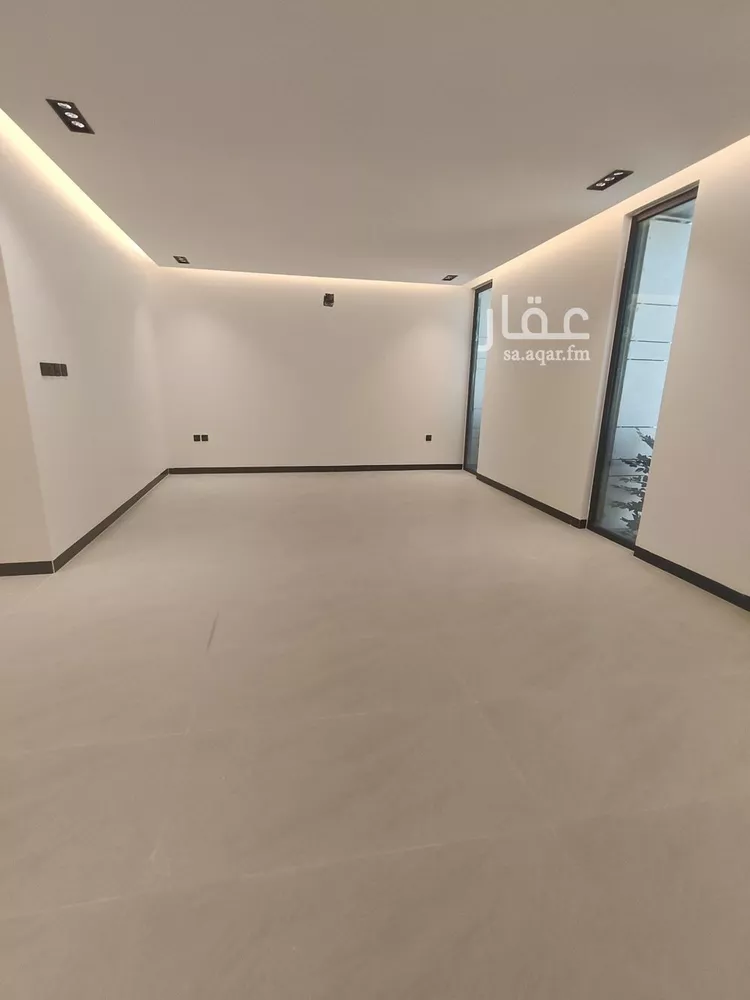 فيلا للبيع في شارع الميدان بن صخر, حي الرمال, مدينة الرياض, منطقة الرياض صورة 4