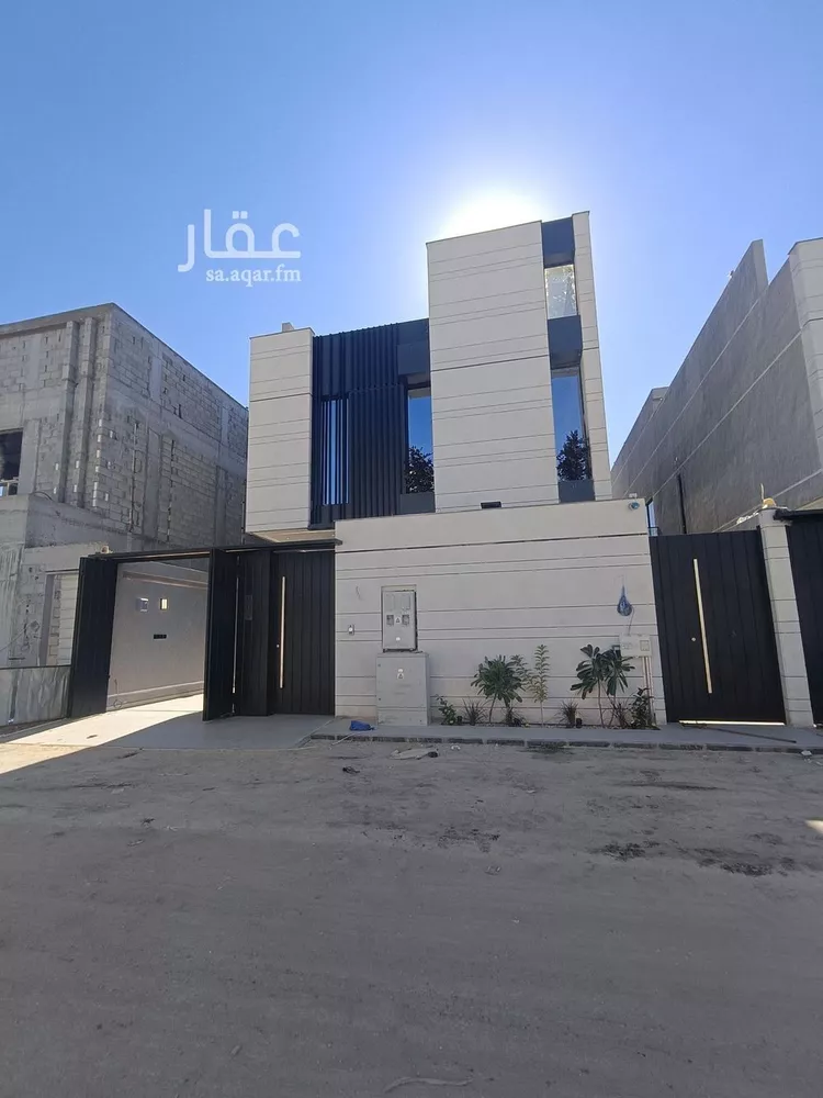 فيلا للبيع في شارع الميدان بن صخر, حي الرمال, مدينة الرياض, منطقة الرياض