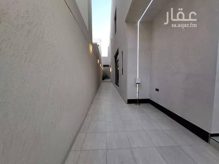 فيلا للبيع في شارع الميدان بن صخر, حي الرمال, مدينة الرياض, منطقة الرياض صورة 3