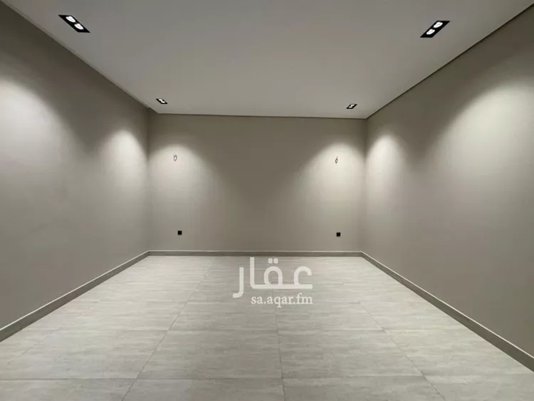 فيلا للبيع في شارع شارع وادي الساحل, حي الرمال, مدينة الرياض, منطقة الرياض صورة 3