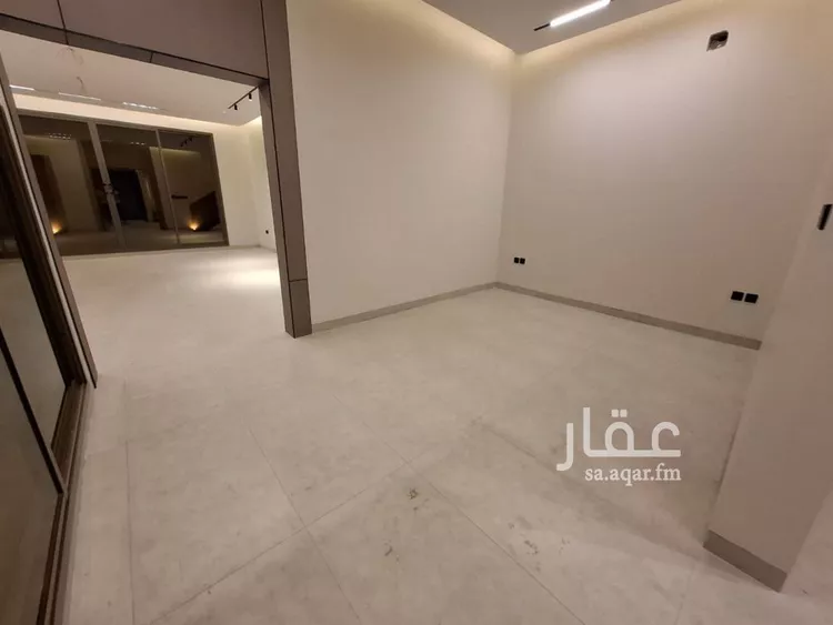 فيلا للبيع في شارع العباس بن حاتم, حي غرناطة, مدينة الرياض, منطقة الرياض صورة 2