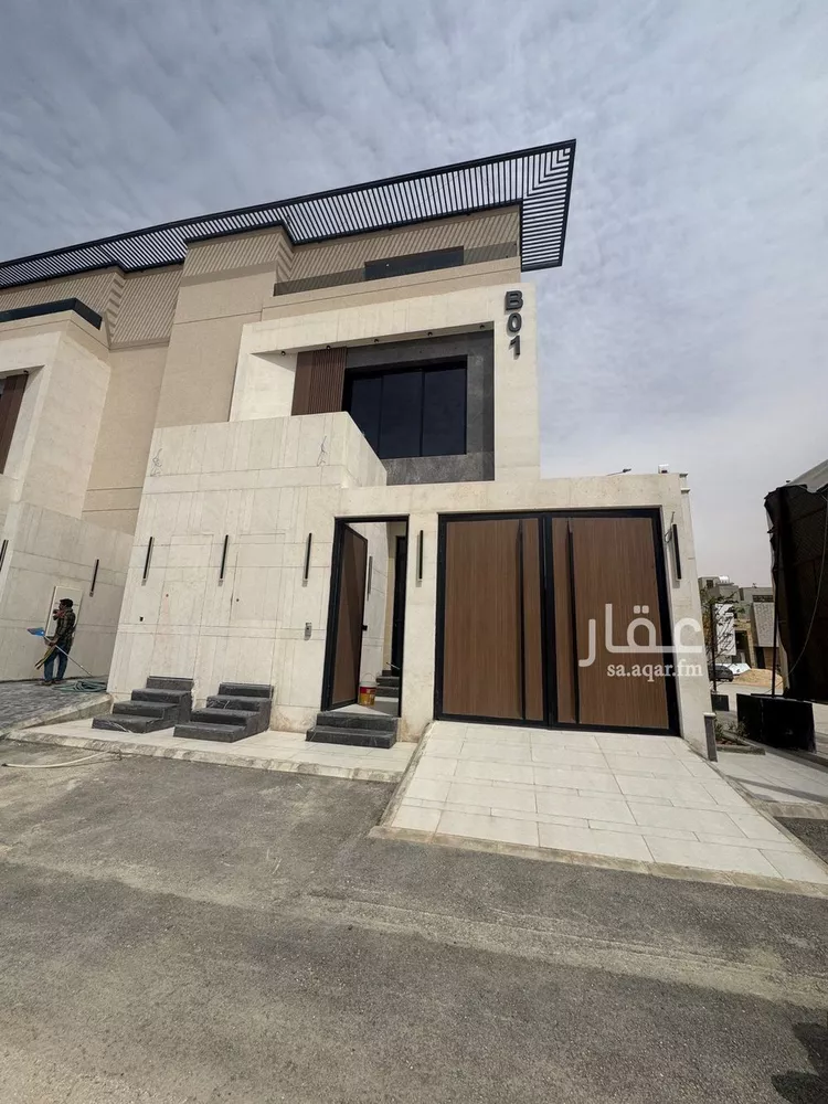 دور للبيع في شارع محمد بن عيسى المذجحي, حي الرمال, مدينة الرياض, منطقة الرياض 1 صورة