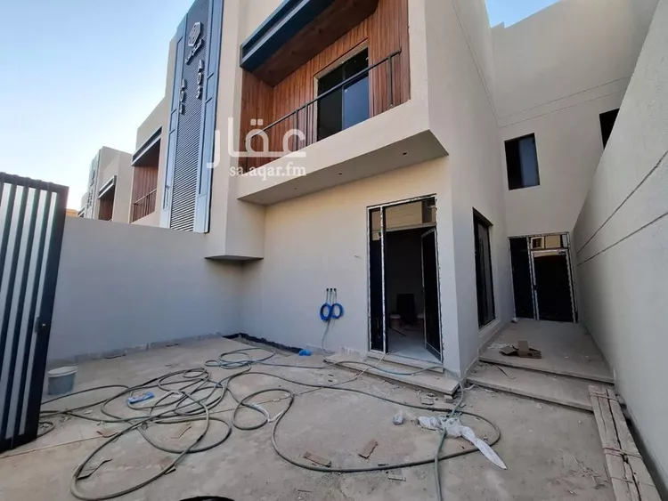 فيلا للبيع في شارع رقم 379, حي المونسية, مدينة الرياض, منطقة الرياض صورة 3