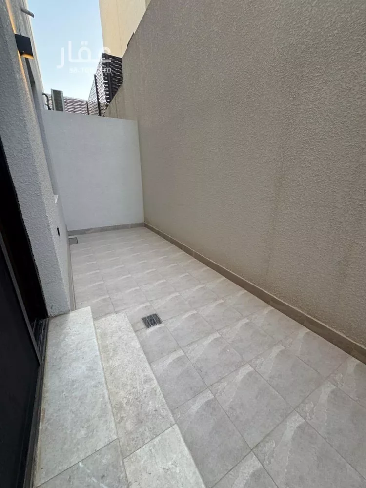 شقة للبيع في شارع مطلق بن صالح بن مطلق, حي إشبيلية, مدينة الرياض, منطقة الرياض 17