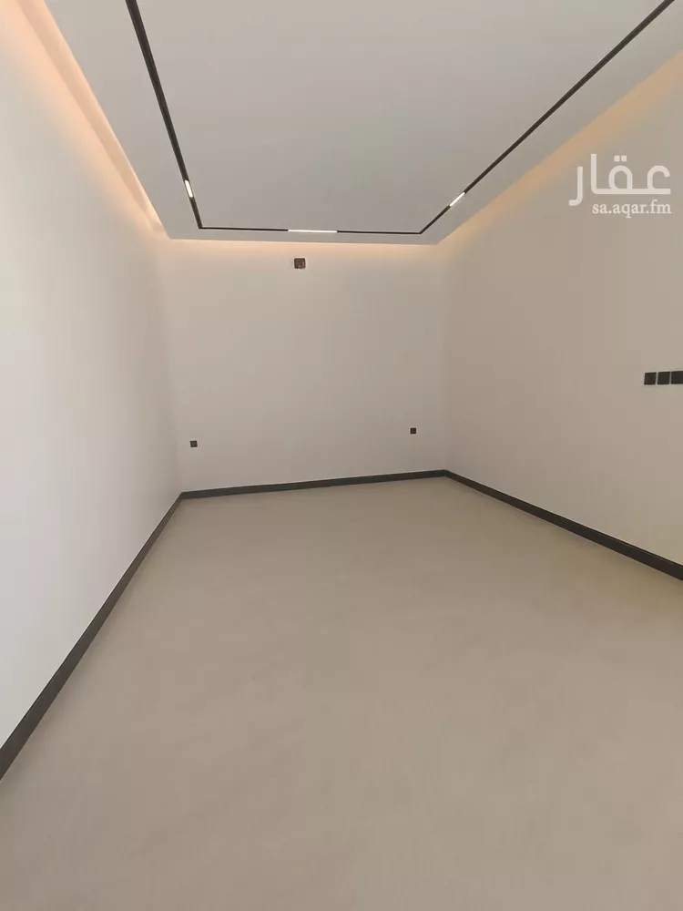 فيلا للبيع في شارع الميدان بن صخر, حي الرمال, مدينة الرياض, منطقة الرياض صورة 3