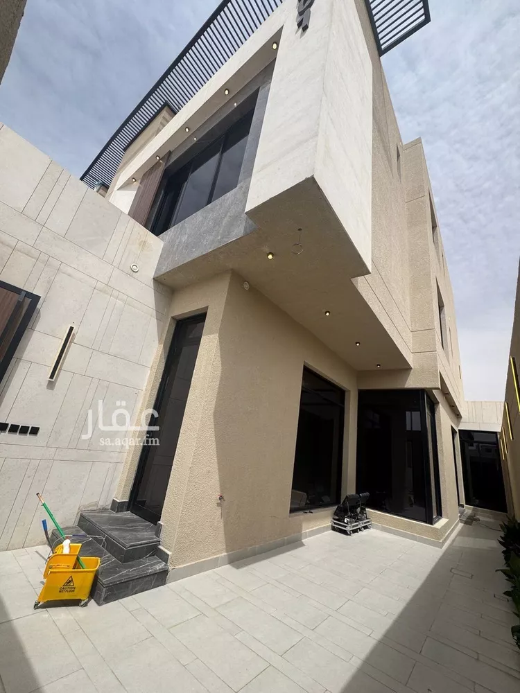 دور للبيع في شارع محمد بن عيسى المذجحي, حي الرمال, مدينة الرياض, منطقة الرياض صورة 3