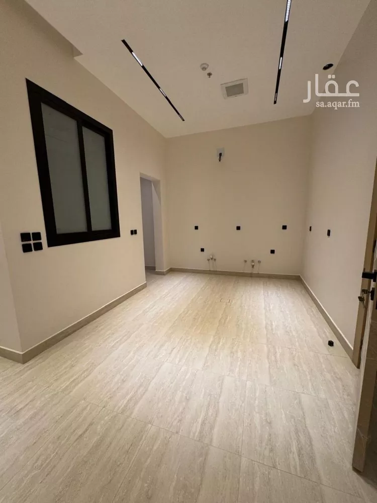 شقة للبيع في شارع مطلق بن صالح بن مطلق, حي إشبيلية, مدينة الرياض, منطقة الرياض صورة 2