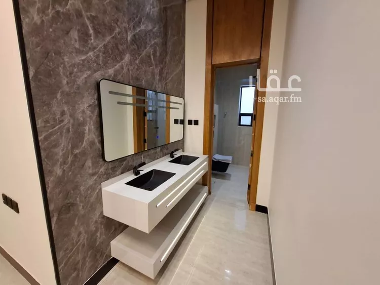 فيلا للبيع في شارع الميدان بن صخر, حي الرمال, مدينة الرياض, منطقة الرياض صورة 5