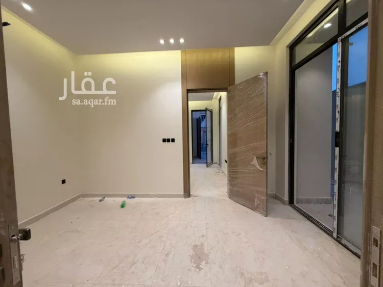 Villa for Sale in Riyadh Al Yarmouk 12