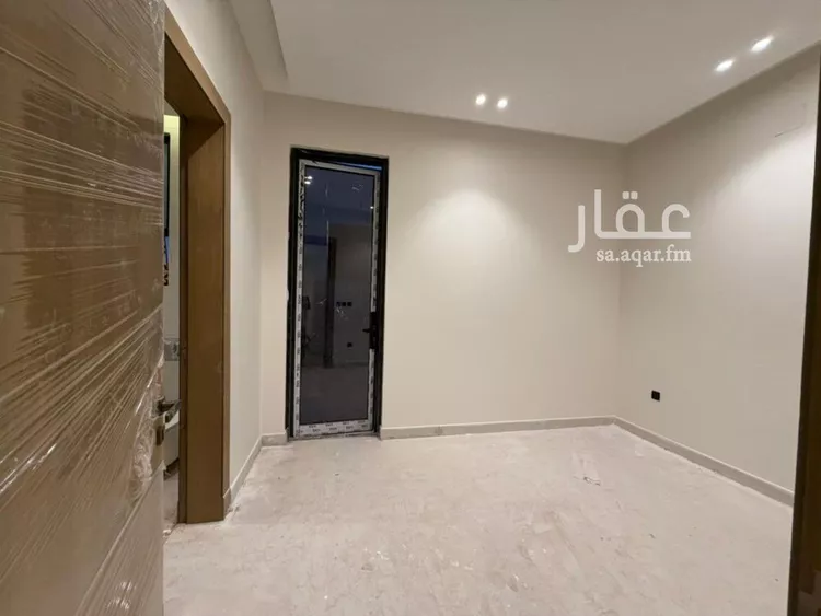 Villa for Sale in Riyadh Al Yarmouk 17