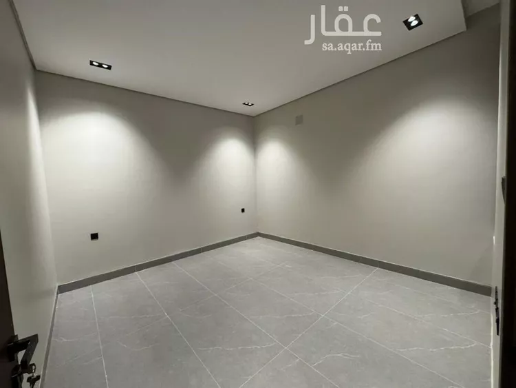 دور للبيع في شارع القصار, حي إشبيلية, مدينة الرياض, منطقة الرياض صورة 2