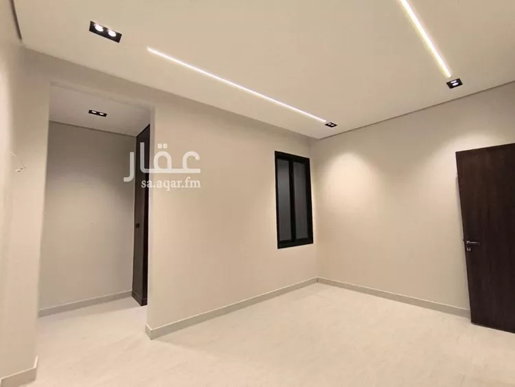 دور للبيع في شارع رقم 322, حي المونسية, مدينة الرياض, منطقة الرياض صورة 3