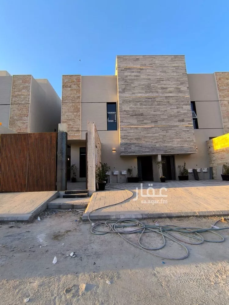 دور للبيع في شارع الطبراني, حي قرطبة, مدينة الرياض, منطقة الرياض 1 صورة