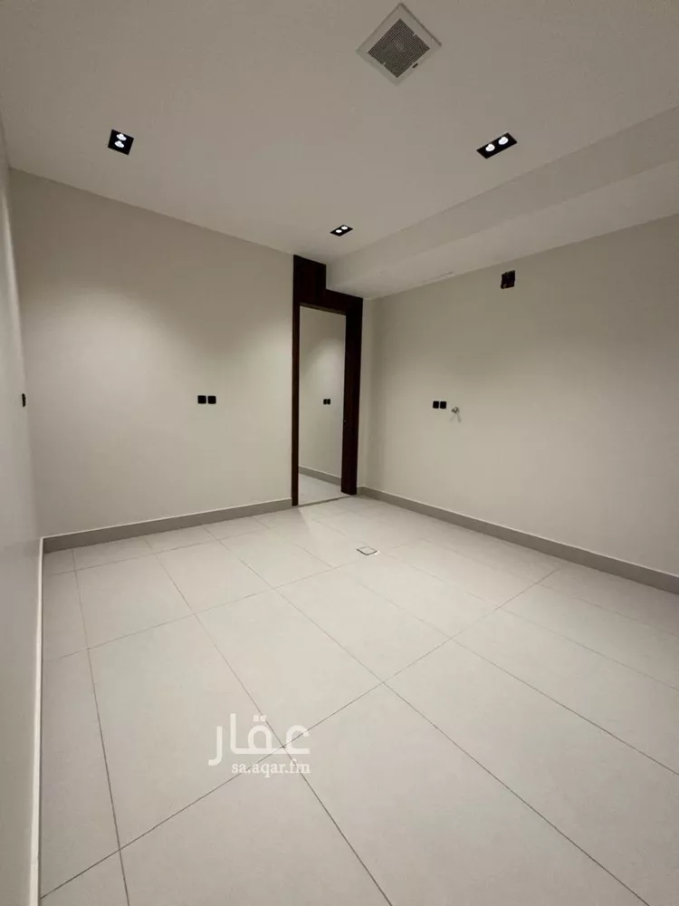 دور للبيع في شارع سلمة بن سلامة, حي الخليج, مدينة الرياض, منطقة الرياض صورة 3