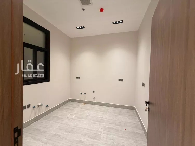شقة للبيع في شارع نابلس, حي اليرموك, مدينة الرياض, منطقة الرياض 8