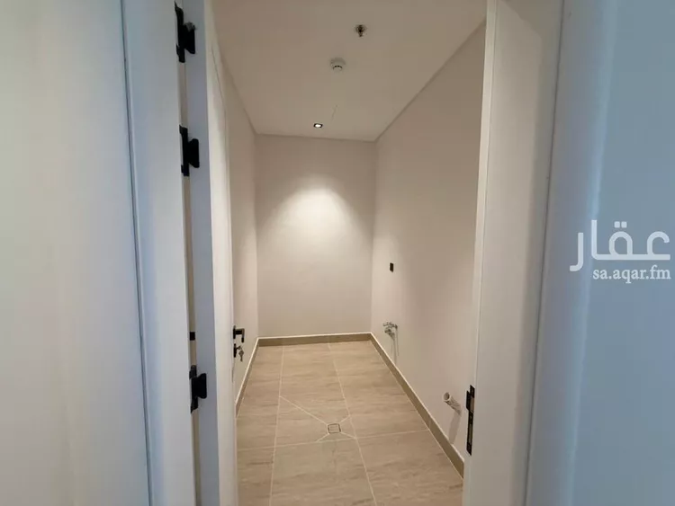 شقة للإيجار في شارع سكاكا, حي الحمراء, مدينة الخبر, المنطقة الشرقية صورة 5