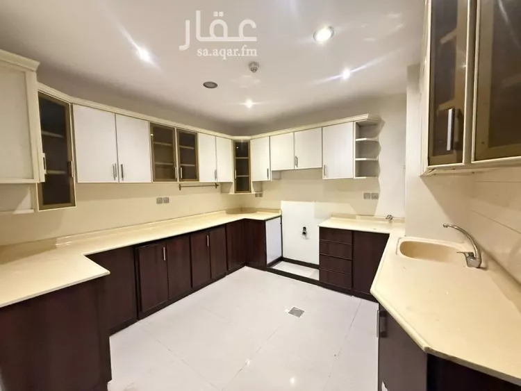 شقة للإيجار في شارع فودة, حي الحمراء, مدينة الخبر, المنطقة الشرقية صورة 2