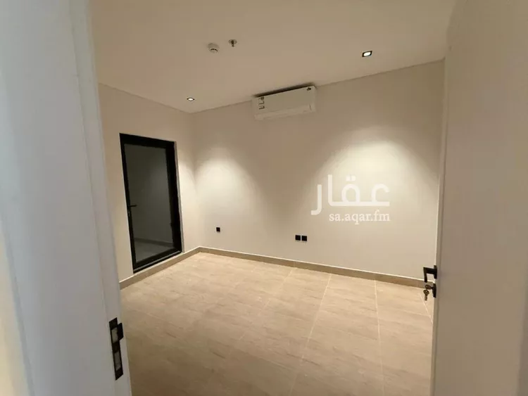 شقة للإيجار في شارع سكاكا, حي الحمراء, مدينة الخبر, المنطقة الشرقية 6