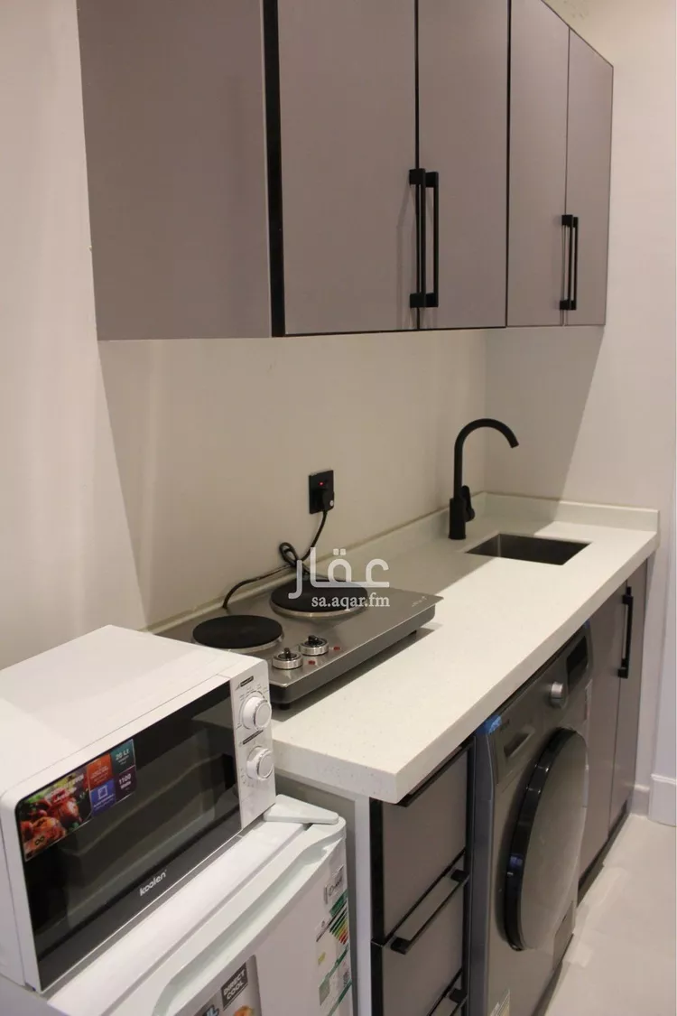 شقة للإيجار في شارع ابن الأستاذ, حي الضباط, مدينة الرياض, منطقة الرياض صورة 2