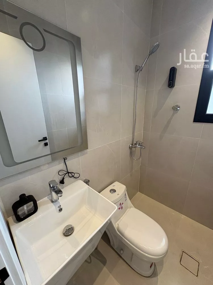 شقة للإيجار في شارع ابن الأستاذ, حي الضباط, مدينة الرياض, منطقة الرياض صورة 3