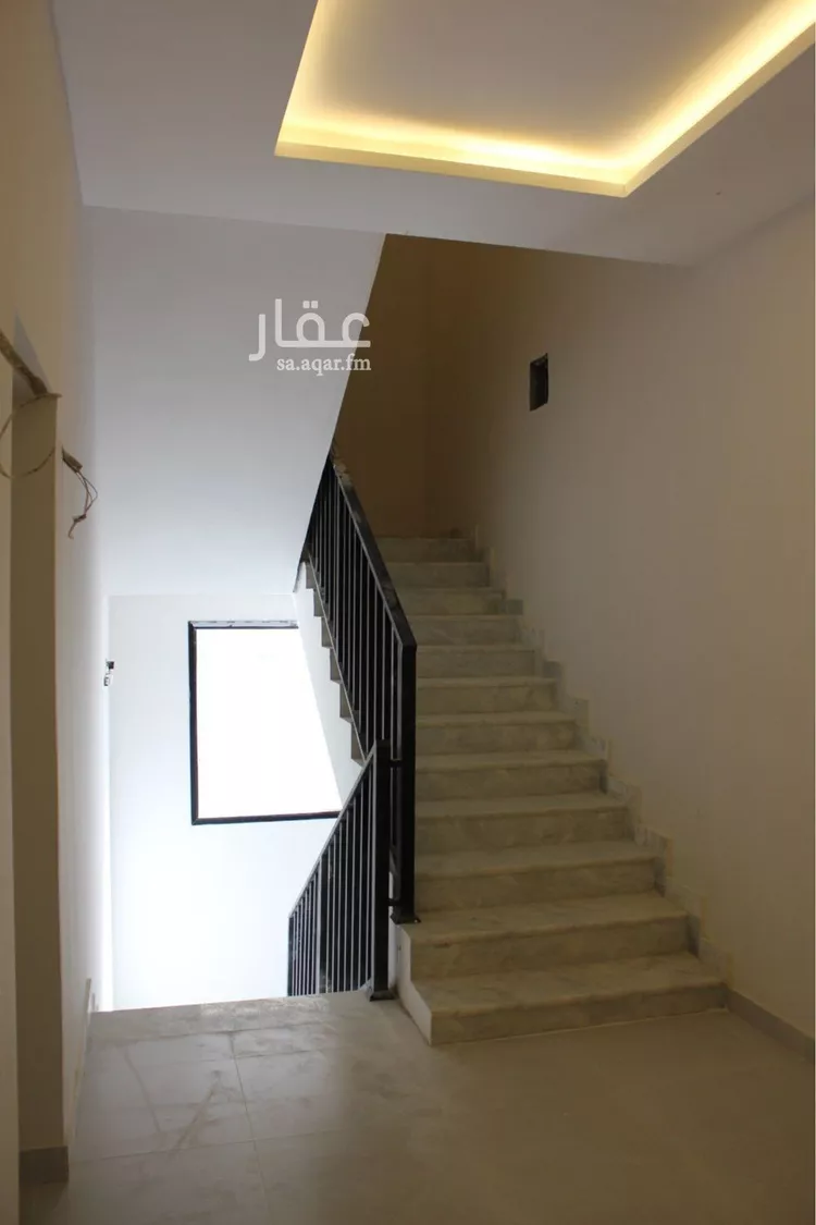 عمارة للبيع في شارع ابن الأستاذ, حي الضباط, مدينة الرياض, منطقة الرياض صورة 2