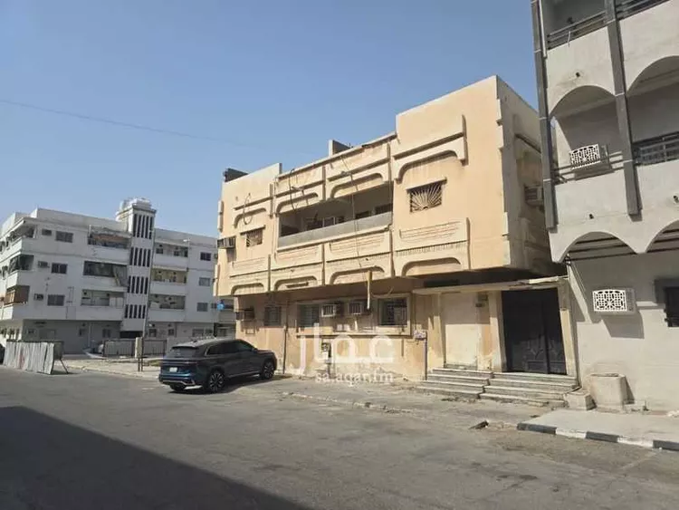 عمارة للبيع في شارع ينبع ، حي الثقبة ، الخبر ، الخبر