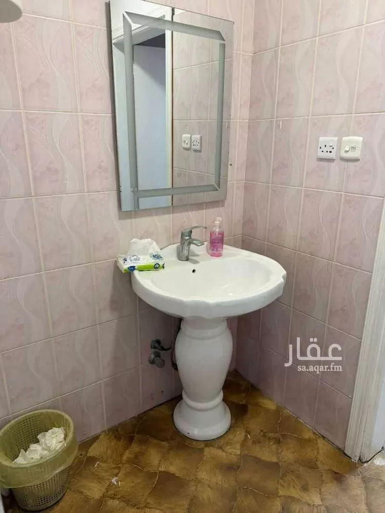 مكتب تجاري للإيجار في شارع امارة عرقة, حي عرقة, مدينة الرياض, منطقة الرياض صورة 2