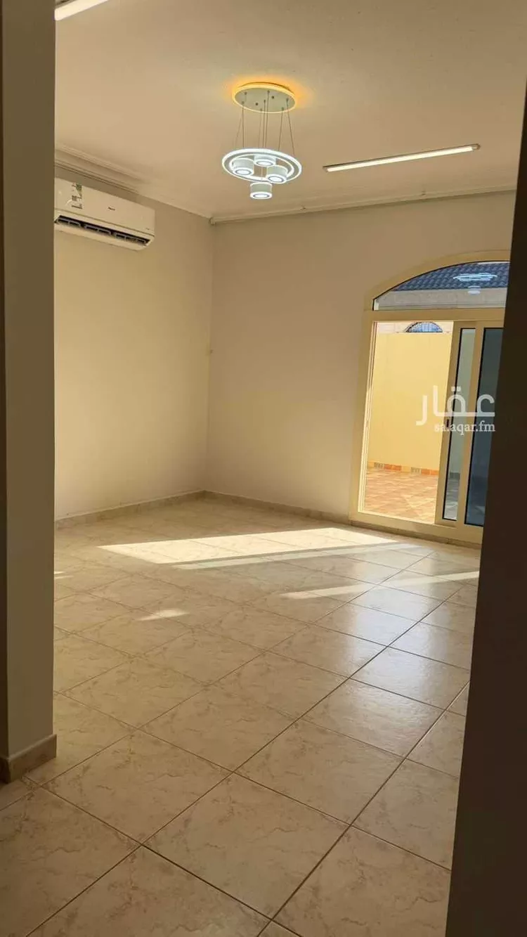 فيلا للإيجار في شارع الفقهاء, حي عرقة, مدينة الرياض, منطقة الرياض صورة 3