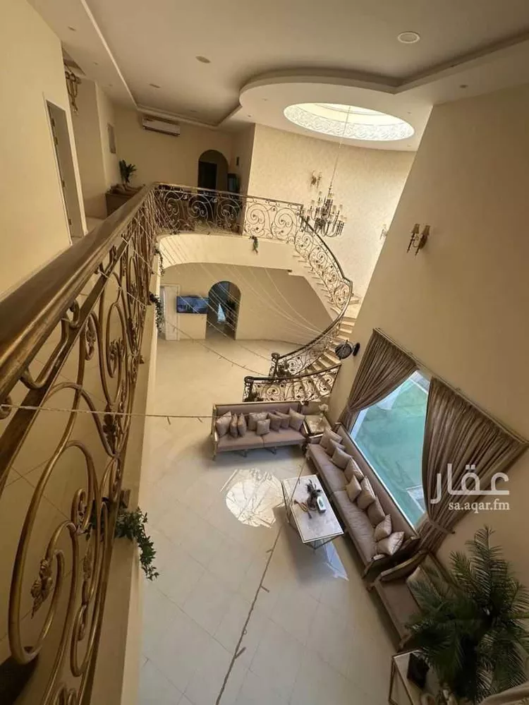 فيلا للبيع في شارع العيينه, حي الصواري, مدينة الخبر, المنطقة الشرقية صورة 2