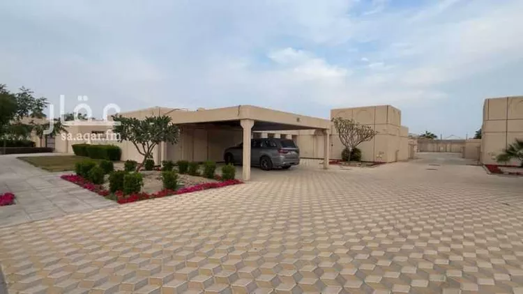 فيلا للبيع في شارع شــارع 60, حي الاحياء الشرقيه, مدينة مدينه الجبيل الصناعيه, المنطقة الشرقية صورة 2